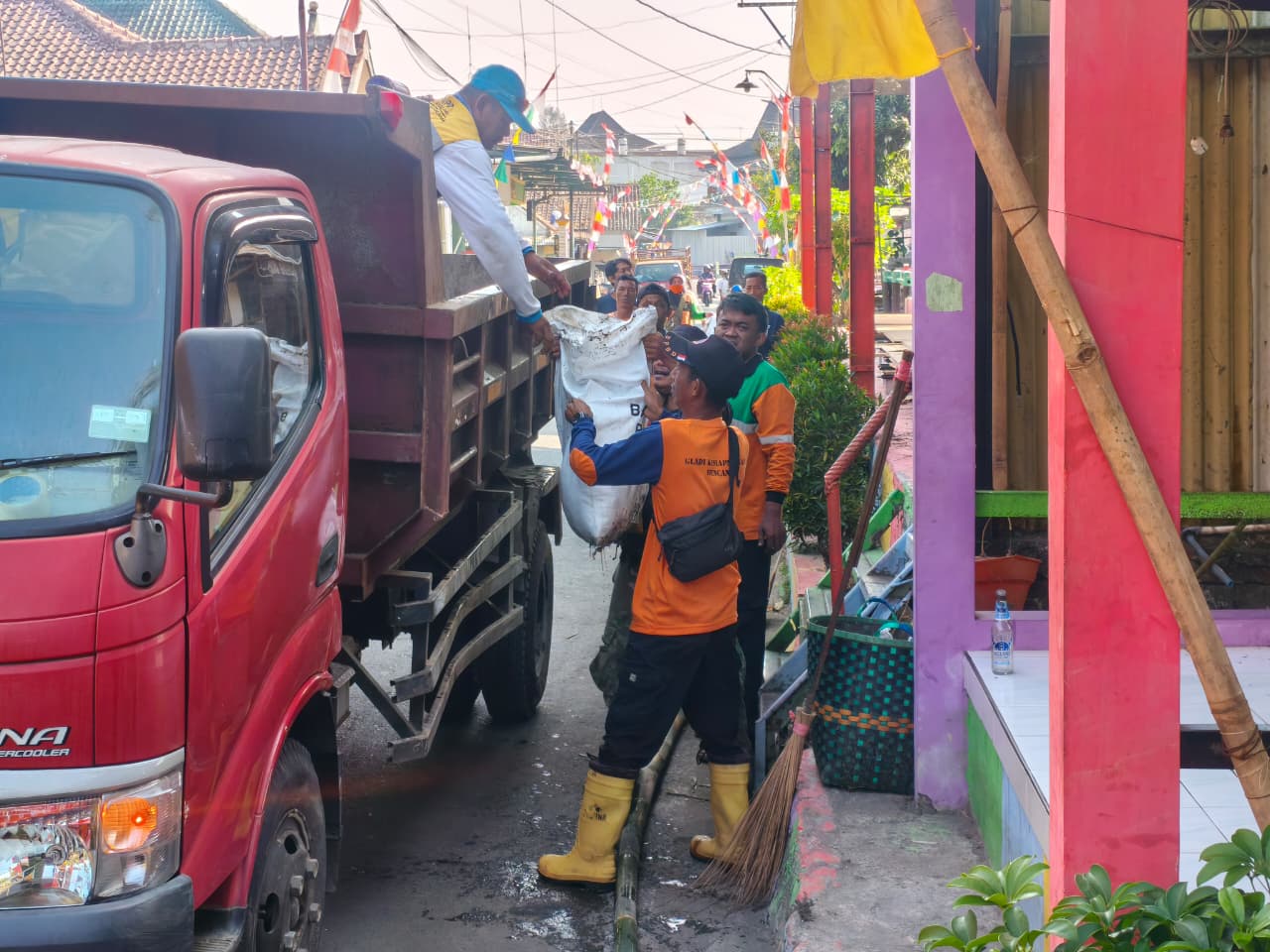 Ayo Cegah Bencana dengan Menjaga Sungai Kota Magelang Tetap Resik